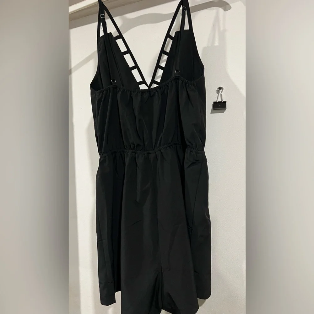 Super cute, Black Romper, extra small - Picture 1 of 3